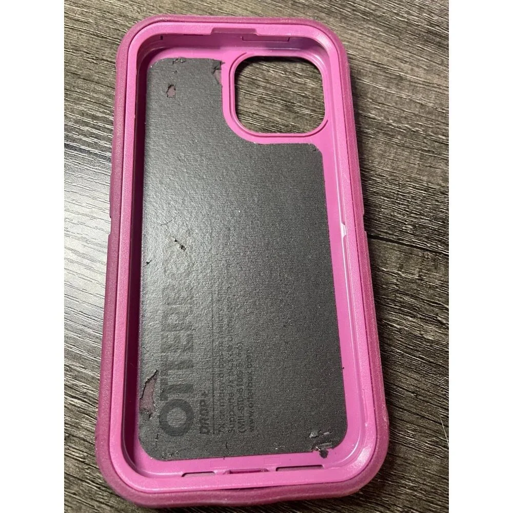 OtterBox Foxberry Pink Case for iPhone 11 Pro Max - MagSafe Compatible - Used